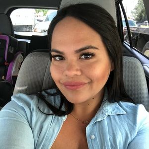 Meet your Posher, Meagan